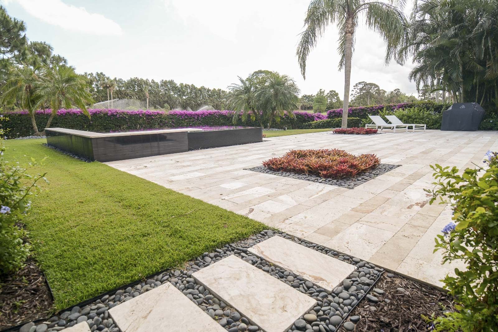 Professional landscape lighting design for enhanced outdoor ambiance