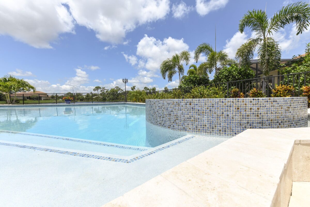 pool company in stuart